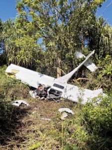 Two men survive plane crash in Hana